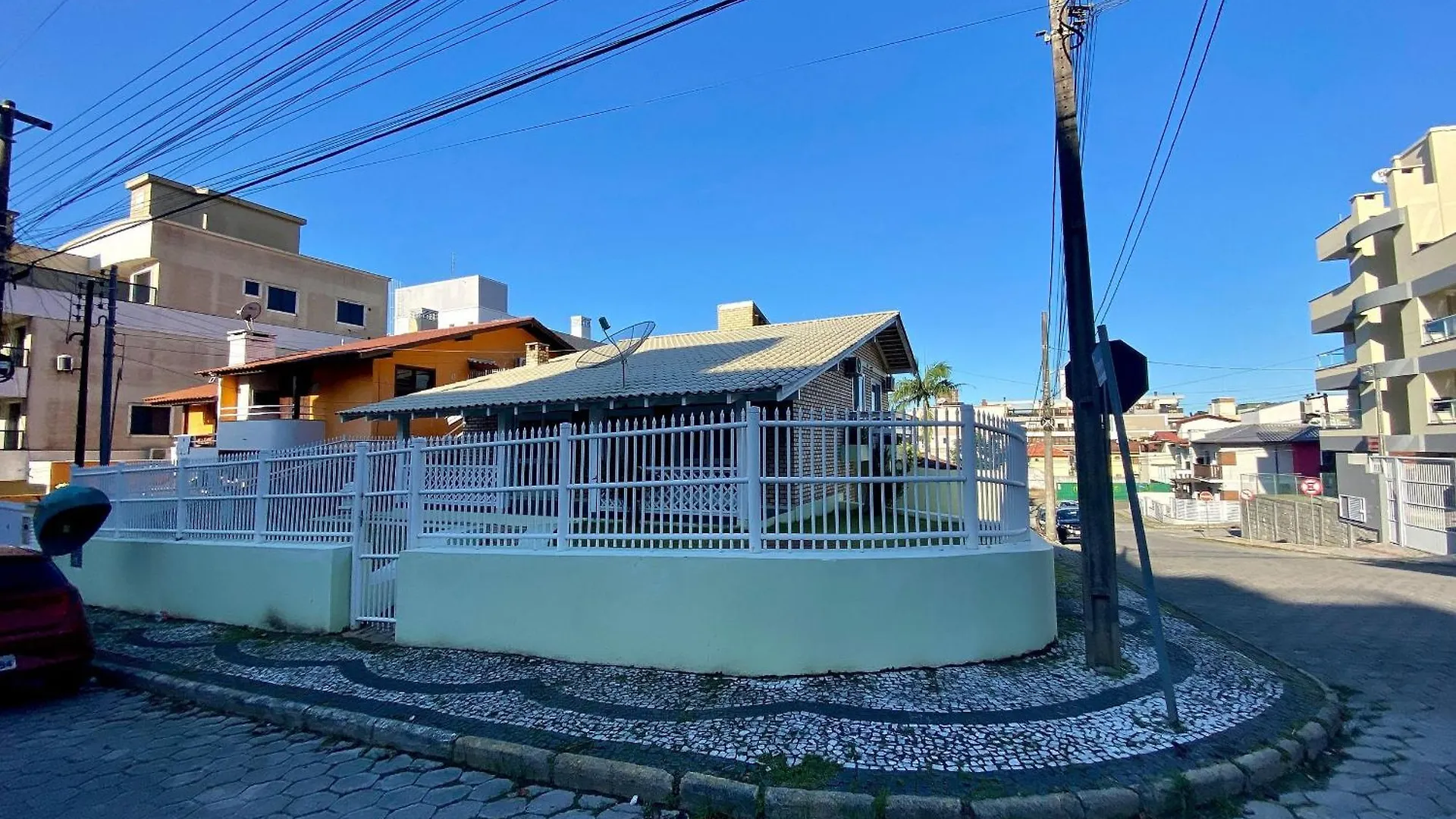 Prázdninový dům 002B - Casa De Veraneio Em Bombinhas Com 4 Dormitorios Proxima Ao Mar