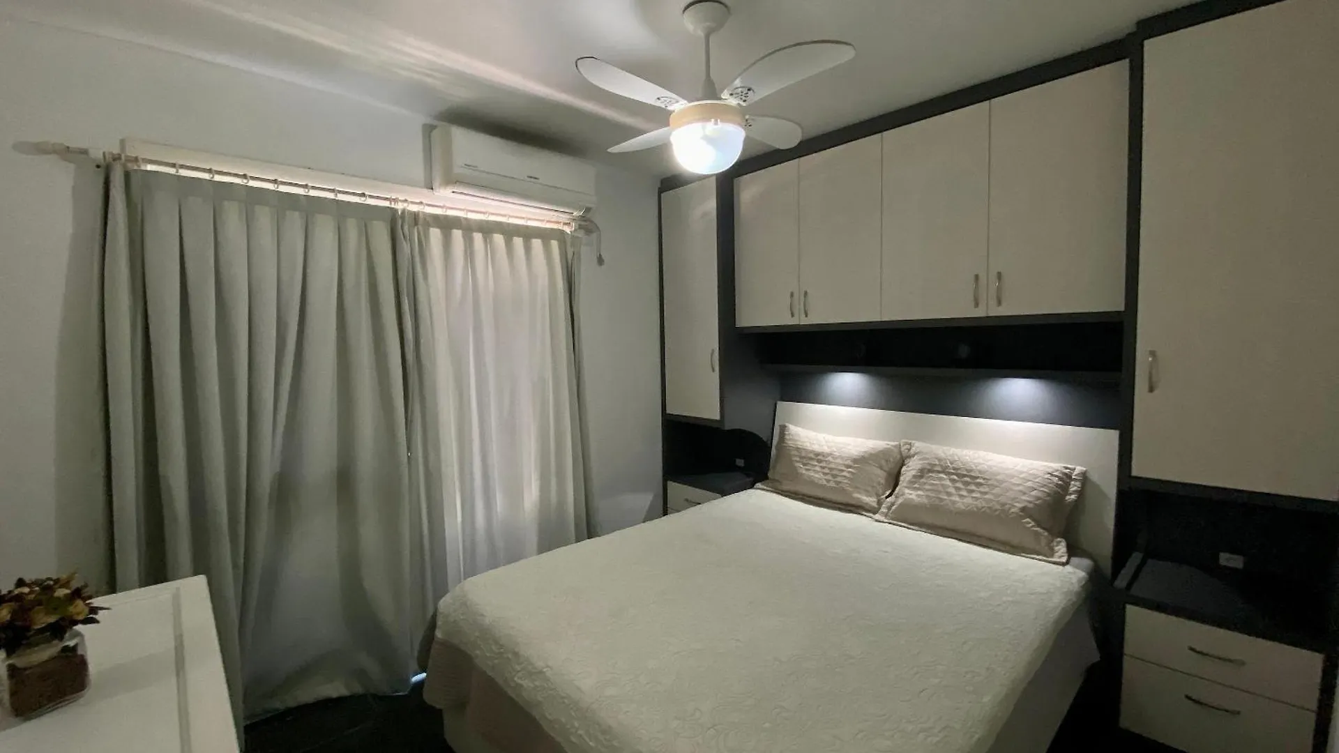 Ferienhaus 002B - Casa De Veraneio Em Bombinhas Com 4 Dormitorios Proxima Ao Mar